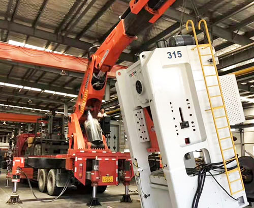 三河提升工作效率，选择优质折臂吊租赁服务