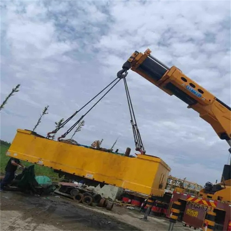 三河随车吊吊集装箱怎么吊